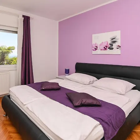 Family-friendly With Swimming Pool - 7916 * أوباتيا