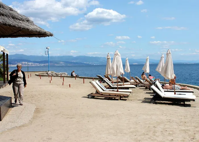 Apartament Family-friendly With Swimming Pool - 7916 *