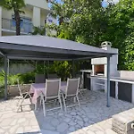 아파트 Family-friendly With Swimming Pool - 7916 오파티아