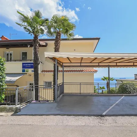 Διαμέρισμα Family-friendly With Swimming Pool - 7916 *